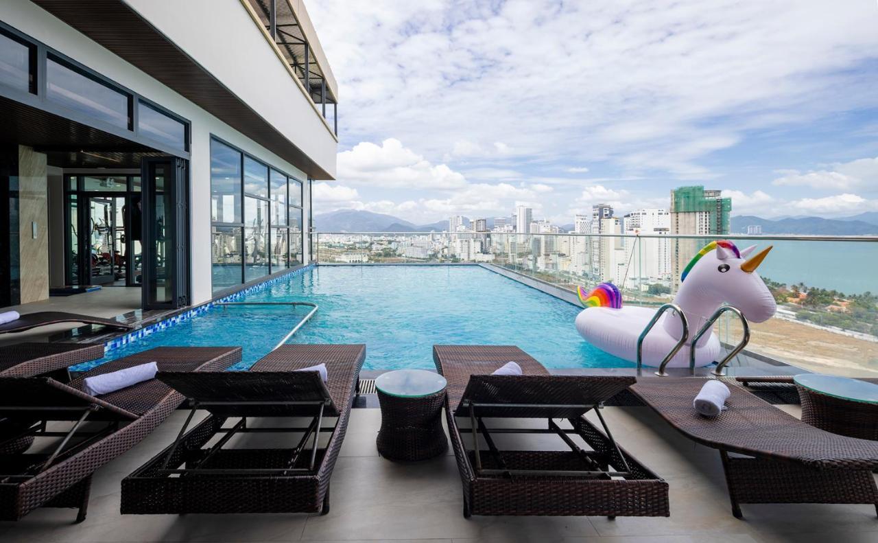 Miracle Luxury Nha Trang Hotel Ngoại thất bức ảnh