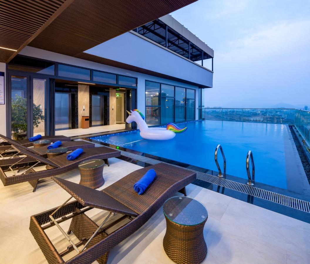 Miracle Luxury Nha Trang Hotel Ngoại thất bức ảnh