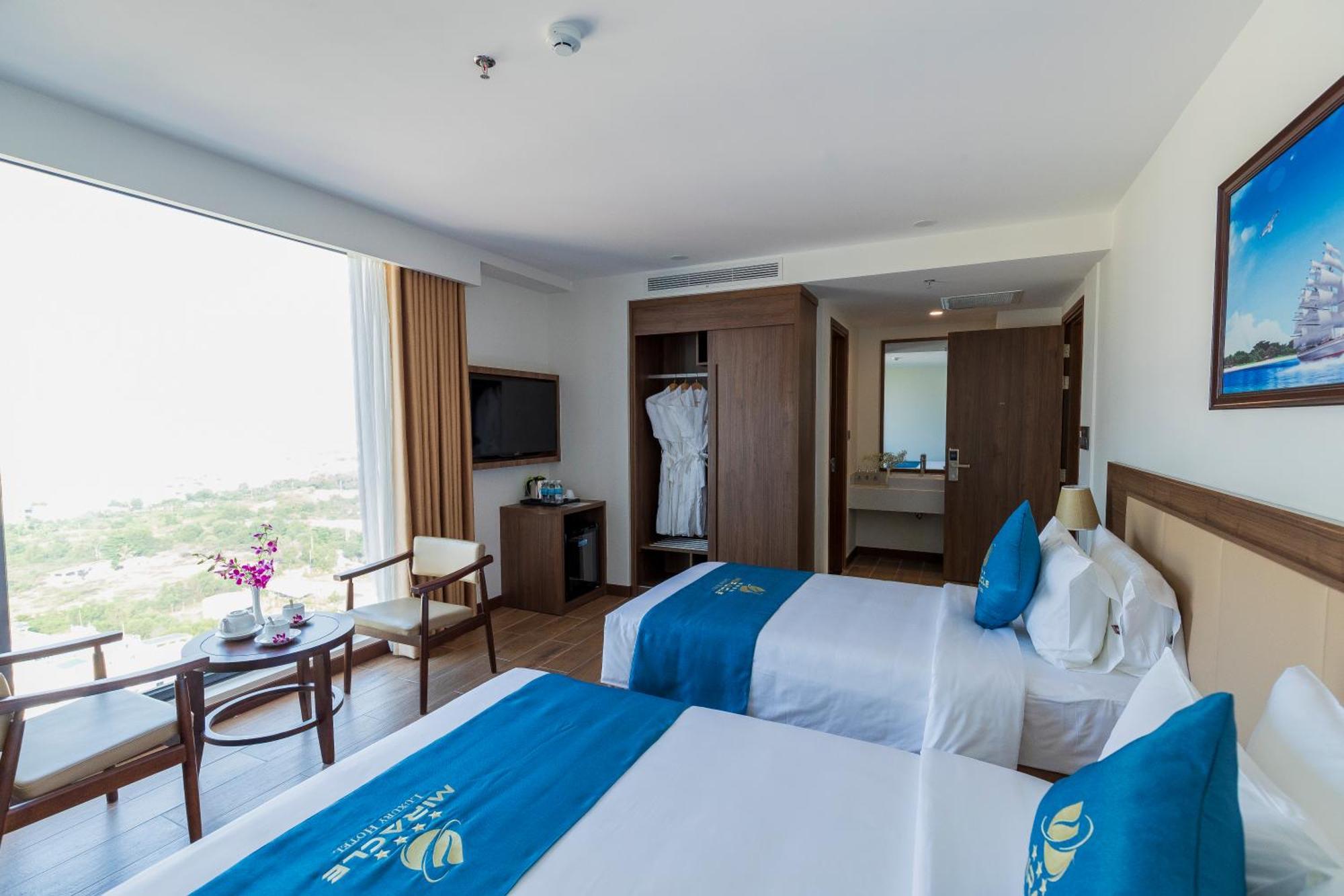 Miracle Luxury Nha Trang Hotel Ngoại thất bức ảnh