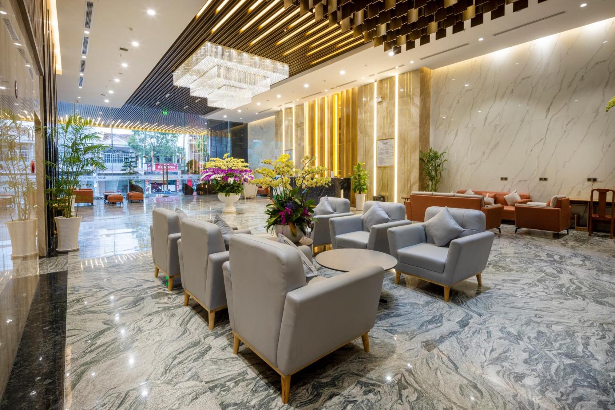 Miracle Luxury Nha Trang Hotel Ngoại thất bức ảnh