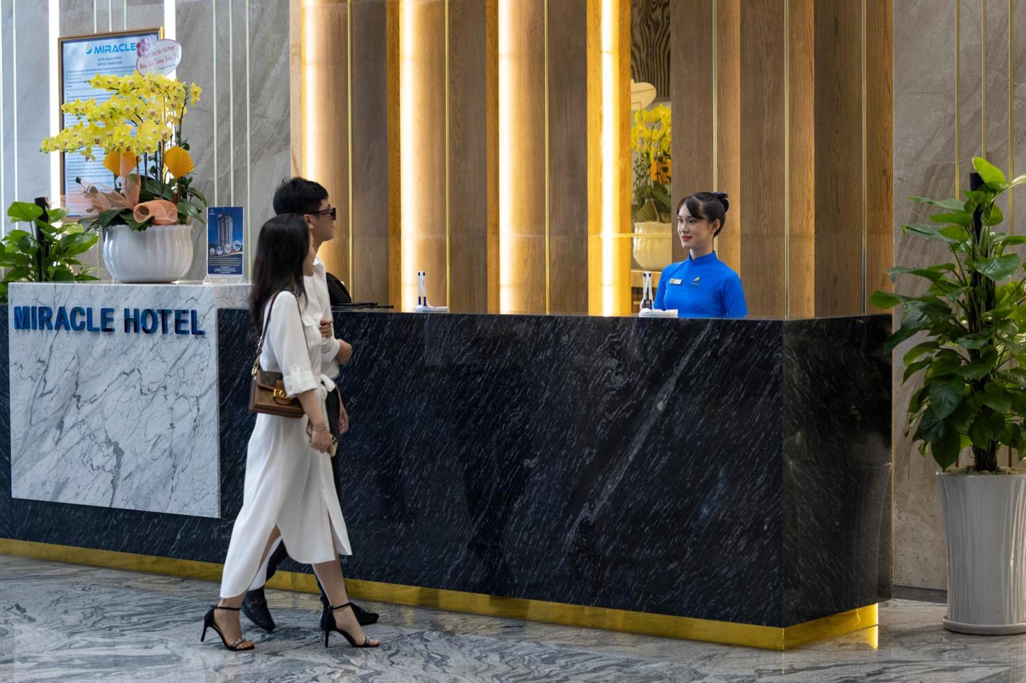 Miracle Luxury Nha Trang Hotel Ngoại thất bức ảnh